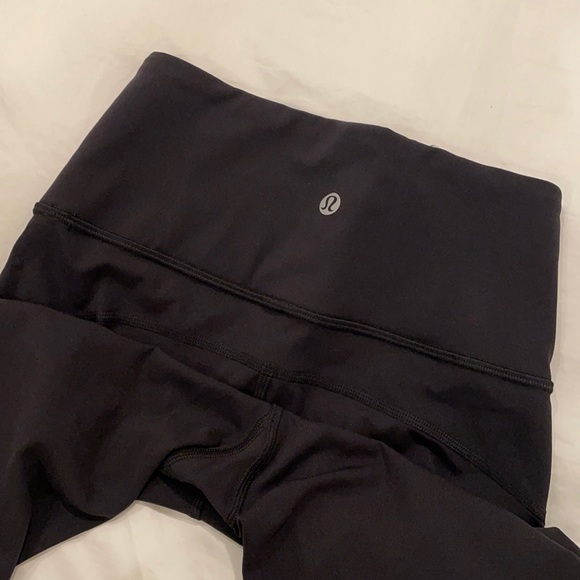 LULULEMON Tried on only / NO TAGS - Picture 2 of 6